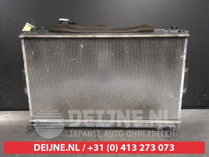 Gebruikte Radiateur Suzuki Kizashi (FRE/FRF) 2.4 16V Prijs € 150,00 Margeregeling aangeboden door V.Deijne Jap.Auto-onderdelen BV
