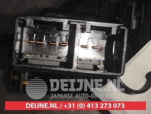 Toyota Yaris Ruitenwis Schakelaar O545993 foto 3