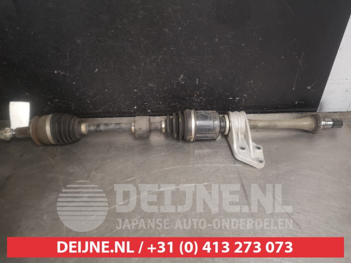 Gebruikte Aandrijfas rechts-voor Suzuki Kizashi (FRE/FRF) 2.4 16V Prijs € 75,00 Margeregeling aangeboden door V.Deijne Jap.Auto-onderdelen BV