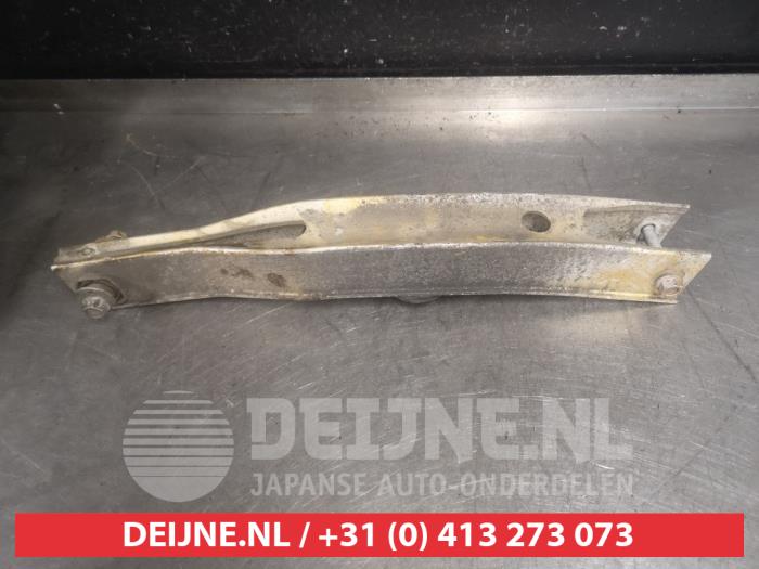 Suzuki Kizashi Draagarm rechts-achter O545999