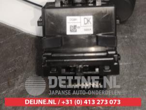 Mazda CX-3 Licht Schalter O546041 foto 3