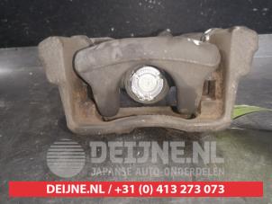 Mazda CX-3 Remklauw (Tang) links-achter O546329 foto 3