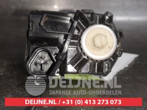 Suzuki SX-4 Scheinwerfermotor O546409 foto 2