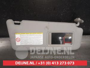 Toyota IQ Zonneklep O546581 foto 2