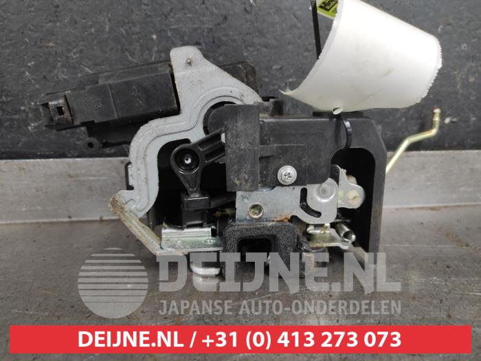 Kia Picanto Deurslot Mechaniek 4Deurs rechts-achter O546611