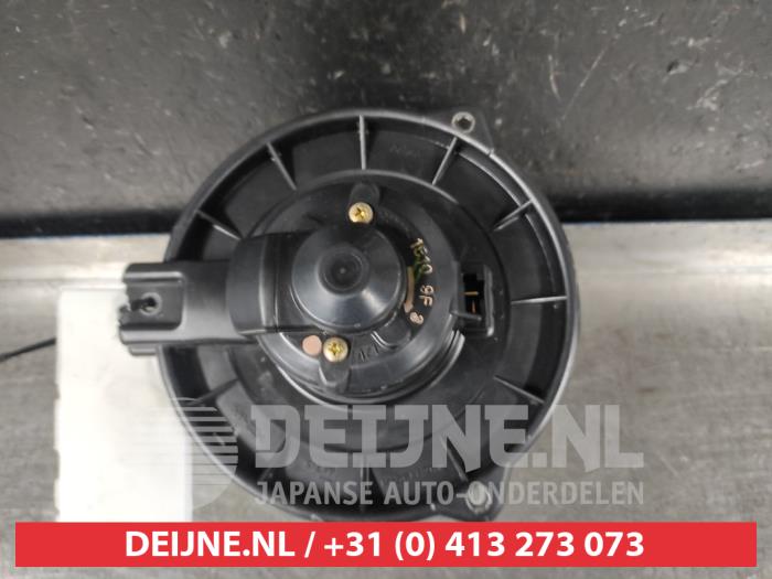 Toyota Avensis Verso Kachel Ventilatiemotor O546909