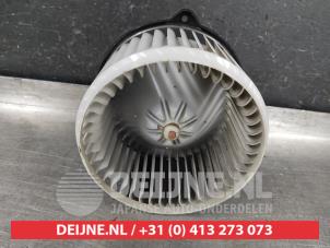Toyota Avensis Verso Kachel Ventilatiemotor O546909 foto 2