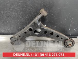 Toyota Avensis Verso Querlenker unten rechts vorne O546921 foto 2