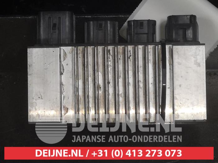 Toyota Hilux Glow plug relay O547020