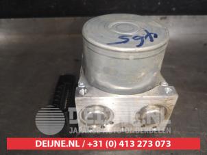 Toyota Hilux ABS Pumpe O547223 foto 3