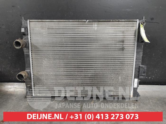 Gebruikte Radiateur Nissan Qashqai (J10) 2.0 16V Prijs € 50,00 Margeregeling aangeboden door V.Deijne Jap.Auto-onderdelen BV