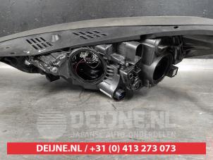 Hyundai Tucson Headlight, right O547438 photo 2