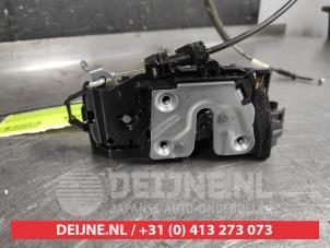 Nissan Micra Door lock mechanism 4-door, front left O547973 photo 3