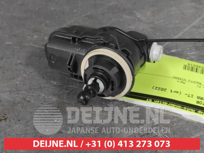 Nissan Micra Koplampmotor O548214