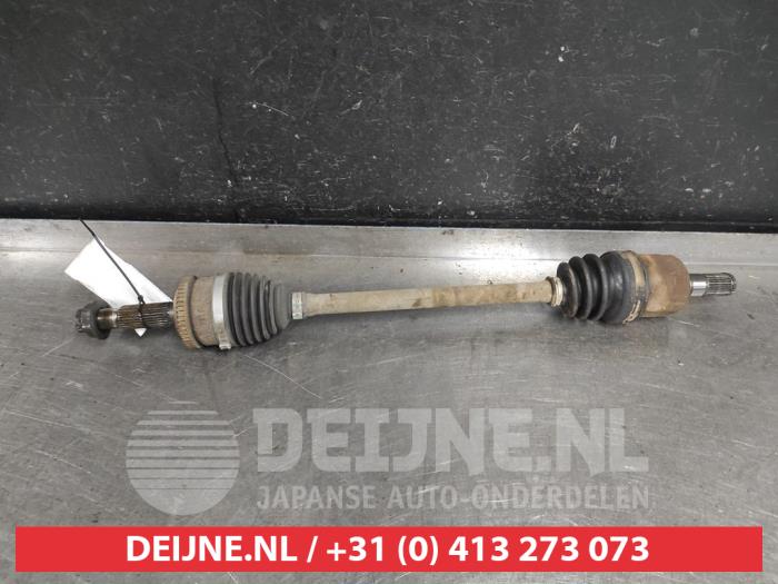 Gebruikte Steekas links-voor Hyundai i20 (GBB) 1.2i 16V Prijs € 50,00 Margeregeling aangeboden door V.Deijne Jap.Auto-onderdelen BV