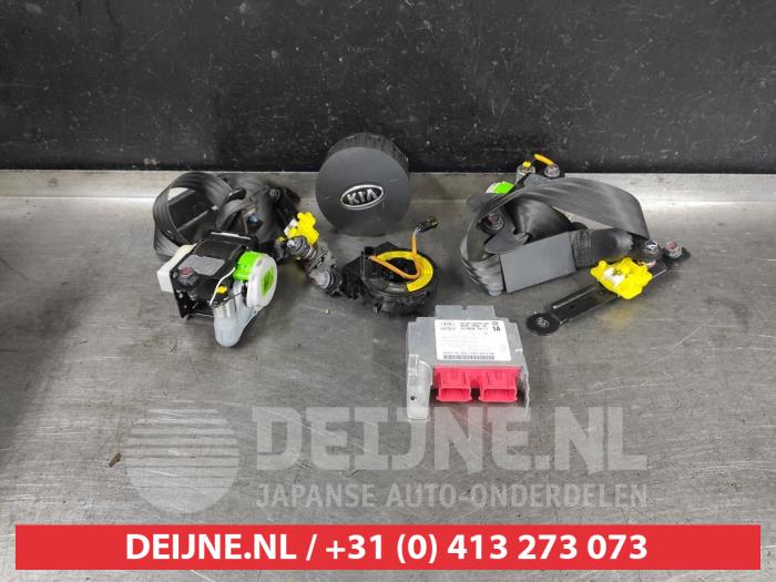 Kia Venga Vollzähligkeit Airbags O548266