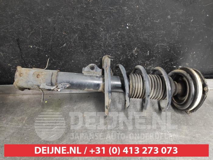 Nissan Pulsar Schokdemperpoot links-voor O548551