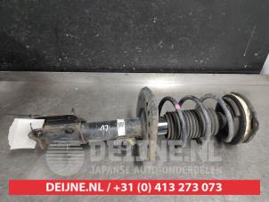 Nissan Pulsar Stoßdämpferstrebe links vorne O548551 foto 2