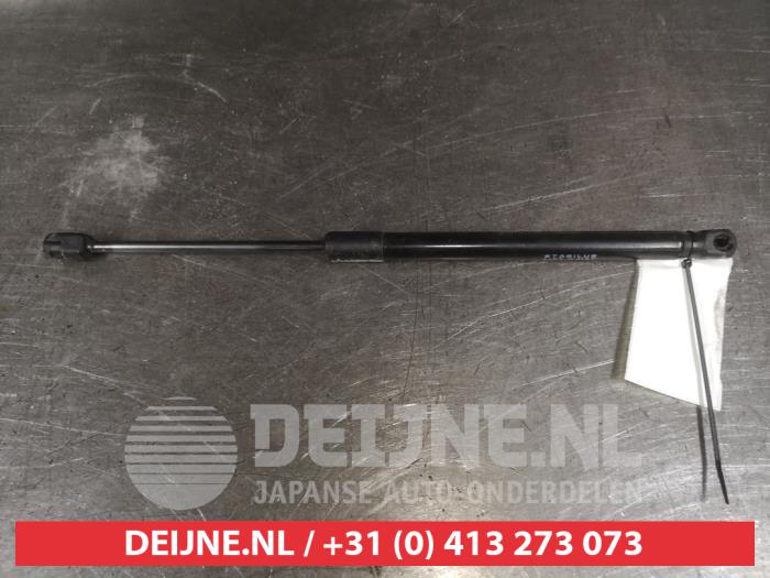Hyundai I20 Gasdemper links-achter O548931