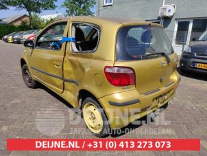 Toyota Yaris Achterlicht links O549205 foto 3