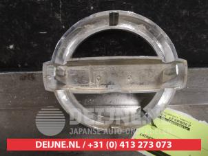 Nissan Juke Embleem O549374 foto 2