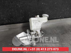 Gebruikte Hoofdremcilinder Suzuki Swift (ZA/ZC/ZD1/2/3/9) 1.3 VVT 16V Prijs € 35,00 Margeregeling aangeboden door V.Deijne Jap.Auto-onderdelen BV