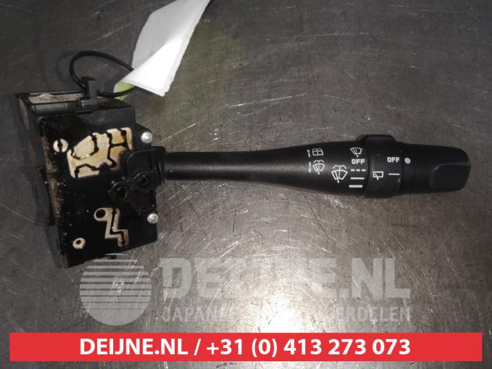 Nissan Micra Scheibenwischer Schalter O549550