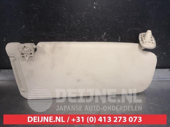 Kia Sorento Sun visor O549611