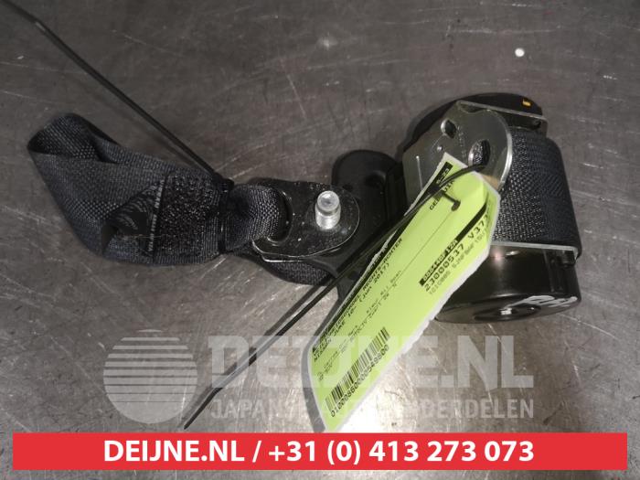 Nissan Juke Veiligheidsgordel rechts-achter O549800