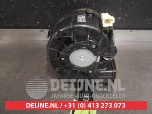 Toyota Yaris Battery fan O550133 photo 3