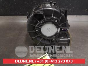 Toyota Yaris Akkulüfter O550137 foto 3