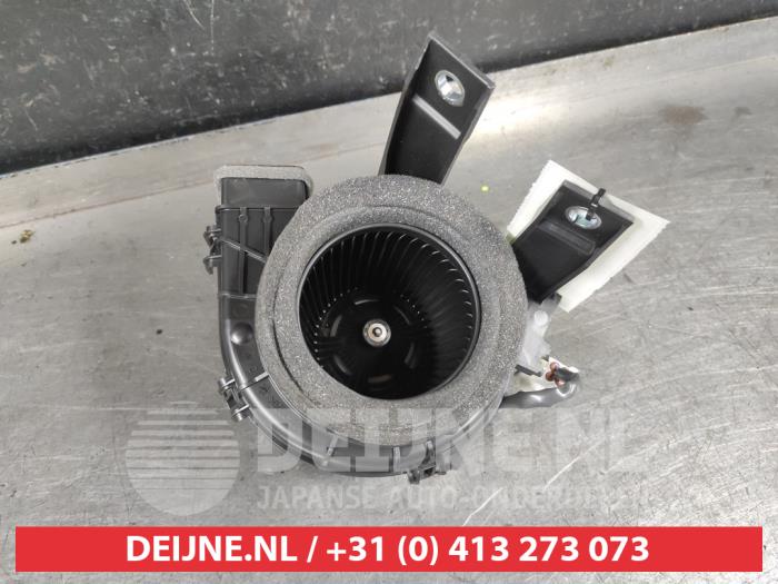 Toyota Corolla Accu ventilator O550154