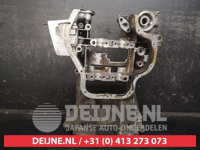 Gebruikte Carterpan Toyota Previa (R3) 2.4i 16V VVT-i Prijs € 50,00 Margeregeling aangeboden door V.Deijne Jap.Auto-onderdelen BV