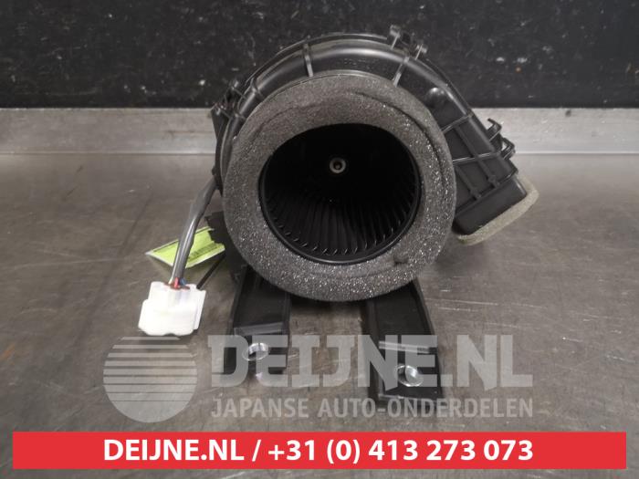 Toyota Corolla Accu ventilator O550152