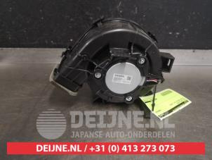 Toyota Corolla Battery fan O550152 photo 3