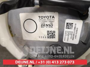 Toyota Auris Battery fan O550198 photo 3