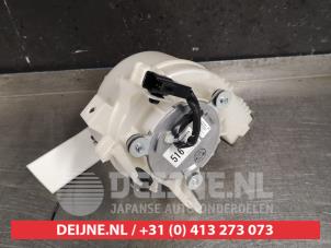 Toyota Auris Akkulüfter O550203 foto 2