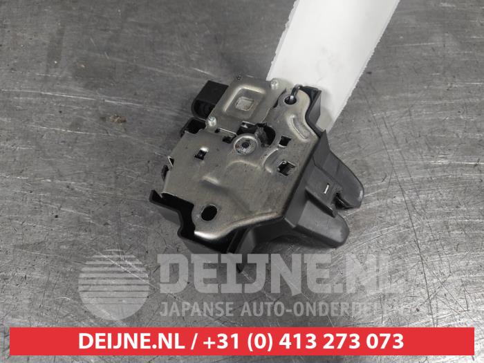Toyota GT86 Tailgate lock mechanism O550429