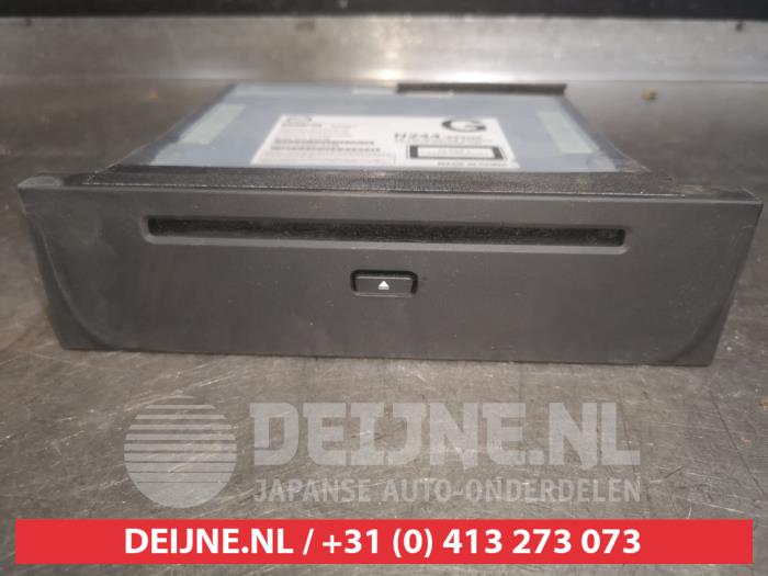 Mazda MX-5 CD Speler O550656
