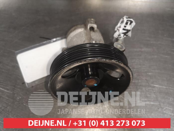 Gebruikte Servopomp Chevrolet Captiva (C100) 2.4 16V 4x4 Prijs € 50,00 Margeregeling aangeboden door V.Deijne Jap.Auto-onderdelen BV