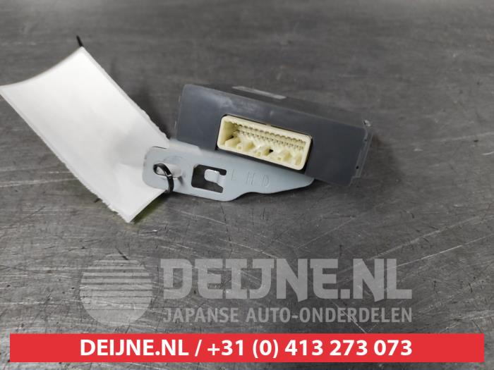 Mazda 3 PDC Module O550908