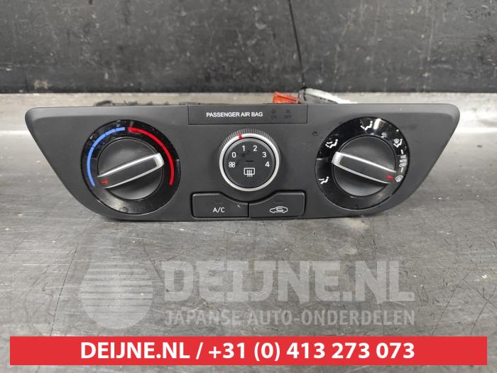 Hyundai I10 Heater control panel O551237