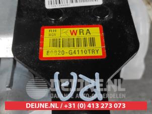 Hyundai I30 Rear seatbelt, right O551353 photo 2