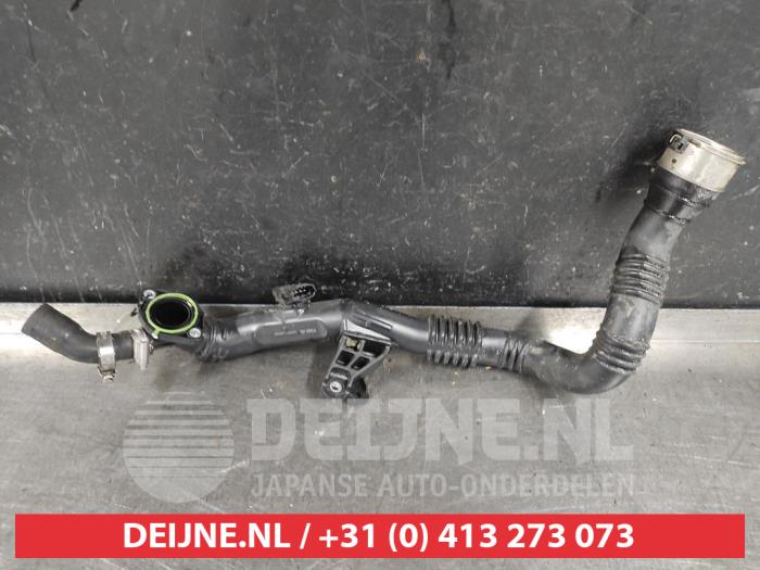 Nissan Micra Air intake hose O551374