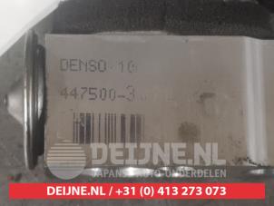 Toyota Urban Cruiser Aircoverdamper O551602 foto 3