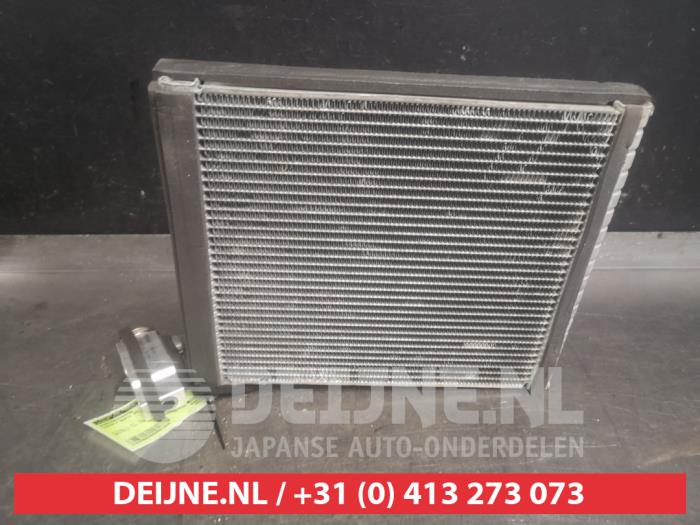 Gebruikte Aircoverdamper Toyota Auris (E15) 2.2 D-CAT 16V Prijs € 40,00 Margeregeling aangeboden door V.Deijne Jap.Auto-onderdelen BV