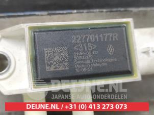 Nissan X-Trail Rußfilter Sensor O551650 foto 3