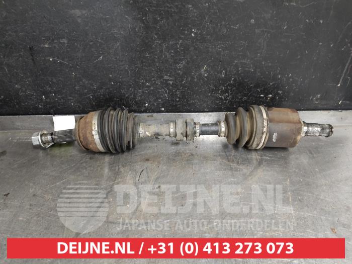 Nissan X-Trail Aandrijfas links-voor O551689