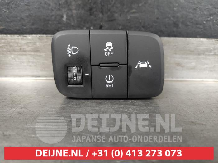 Hyundai I10 Leuchtweitenverstellung LWR O551909