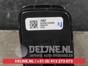 Hyundai I10 Schakelaar Koplamp Ihv O551909 foto 3